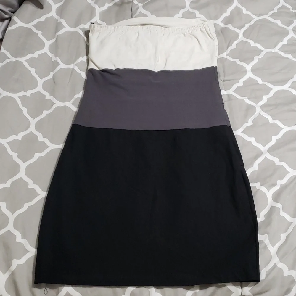 Mini dress - Picture 2 of 4